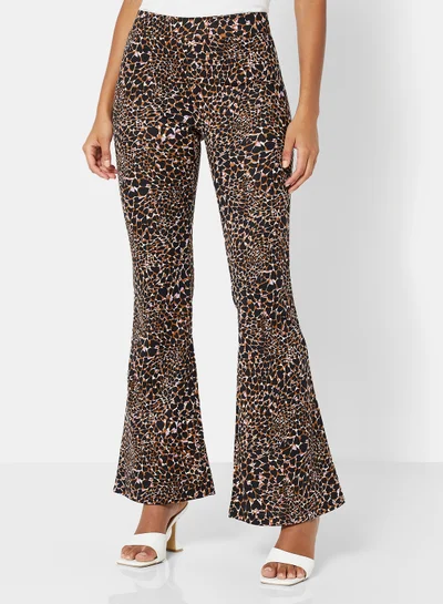 ONLY All-Over Print Flared Pants Cloud Dancer