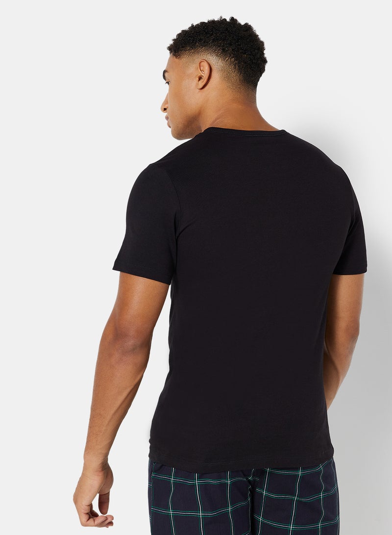 BOSS - Basic Essential Undershirt (Pack of 3) Black - Image 1