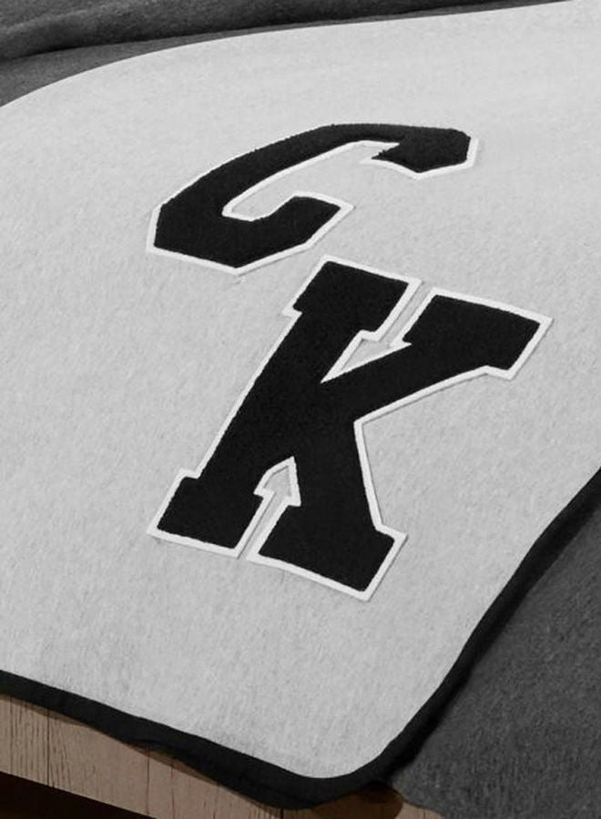 CALVIN KLEIN - Bed Throw - 140X185 Cm - Varsity Brand Heather Grey/Charcoal 55% Cotton 45% Poyester Premium Varsity Throw Combination Heather Grey/Charcoal Single - Image 1