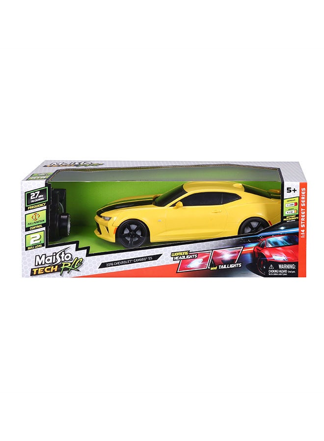 Maisto - Chevrolet Camaro SS Street Series 1:14 Scale - Yellow Remote Control RC Car 45.5x15.8x20cm - Image 1