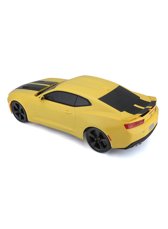 Maisto - Chevrolet Camaro SS Street Series 1:14 Scale - Yellow Remote Control RC Car 45.5x15.8x20cm - Image 1