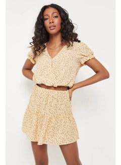Medium Yellow