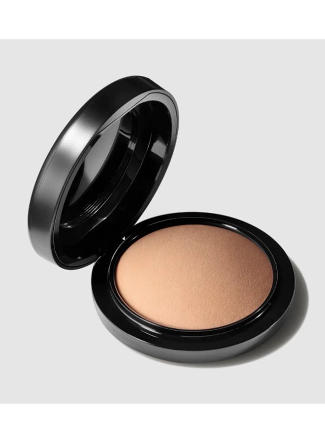 Mineralize Skinfinish Face Powder Medium Deep - Image 3