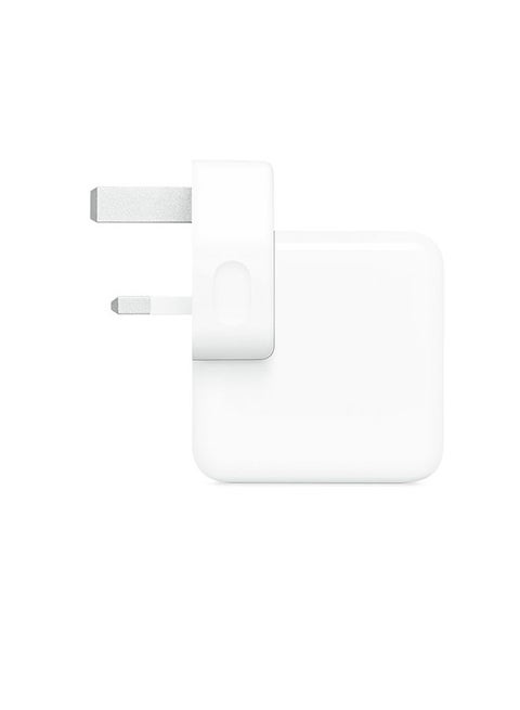 محول تيار بمنفذ USB-C وقدرة 30 وات أبيض
