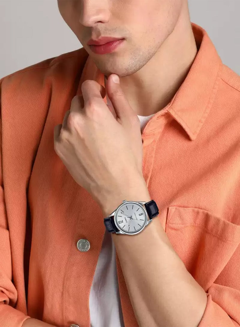 CASIO - Men's Water Resistant Analog Watch MTP-V005L-7BUDF - Image 1