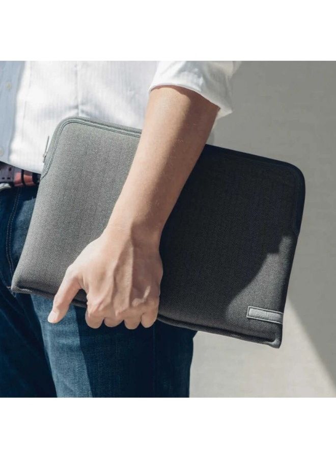 Moshi Pluma Laptop Sleeve For MacBook Pro 14 Black  - Image 3