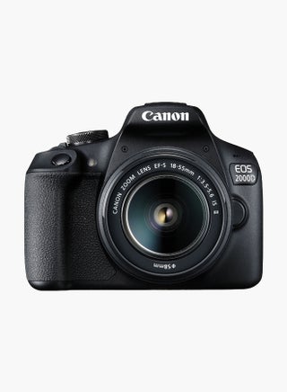 كاميرا EOS 2000D DSLR بعدسة بخاصية التحكم في إزالة التركيز البؤري وبفتحة مقاس 18-55 ودقة 24.1 ميجابكسل ومستشعر APS-C ومحدد منظر بصري - v1662029536/N33956021A_1