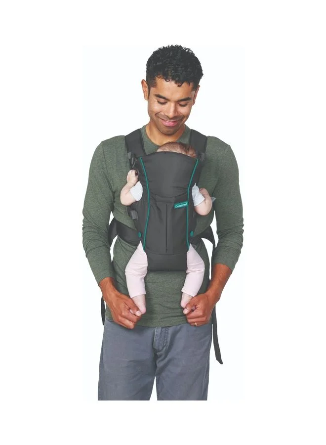إنفانتينو Swift Classic Carrier with Pocket - 2 Ways to Carry Grey Carrier with Wonder Bib And Essentials Storage Front Pocket, Adjustable Back Strap, Inward And Outward Facing, Easy to Clean Material