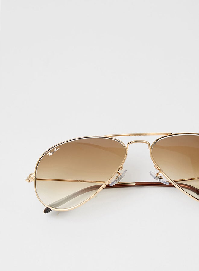 Ray-Ban Men's Aviator Sunglasses - 0RB3025 - Lens Size: 58 mm - Gold  - Image 4