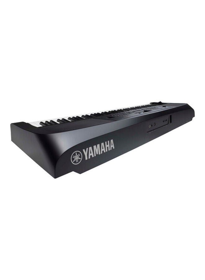 YAMAHA DGX-670 Portable Grand Piano Black  - Image 3