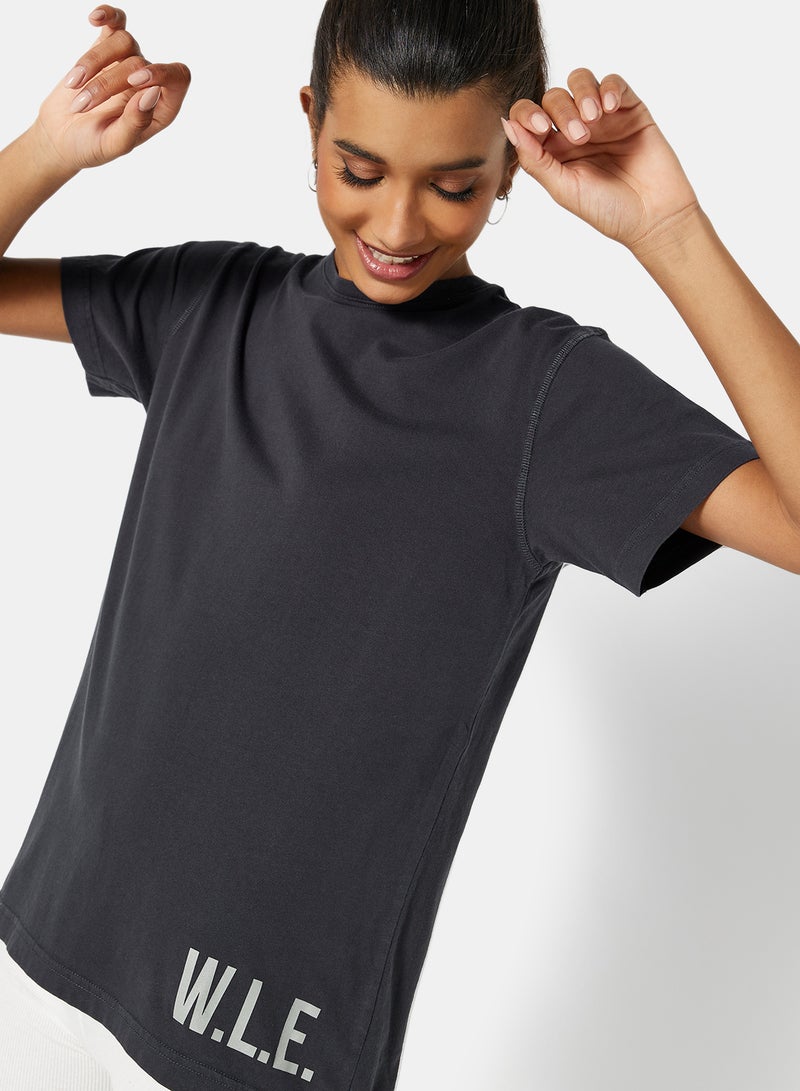 Sivvi x D'Atelier Eco-Friendly Oversized Logo Loungewear T-Shirt Charcoal Grey - Image 3