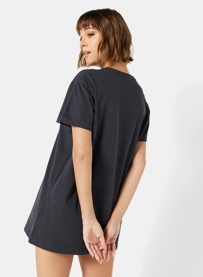 سيفي x دي‘اتيلير Eco-Friendly Loungewear Nightshirt