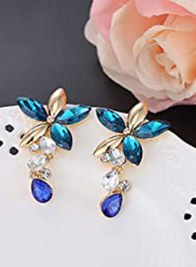 OPI Vintage Crystal Floral Pendent Necklace Earrings Set  - Image 4
