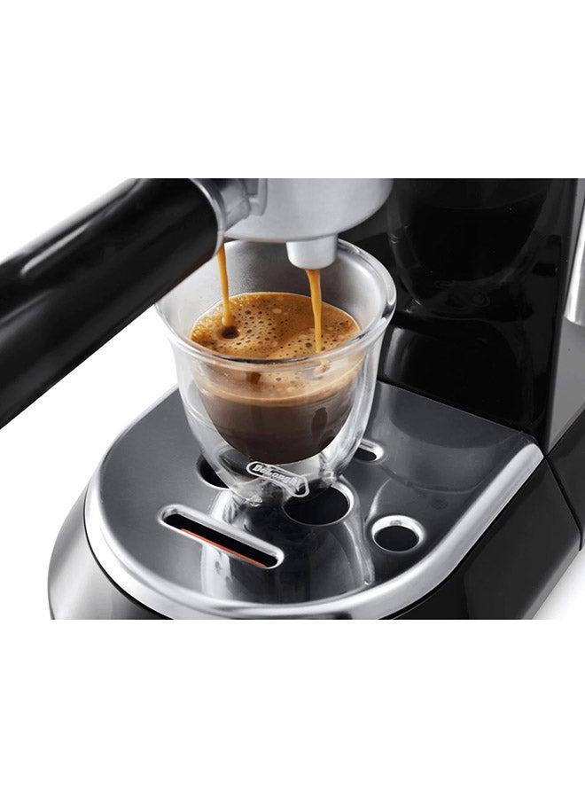 De'Longhi Dedica Pump EsPresso And Coffee Machine EC685.BK Black - Image 3