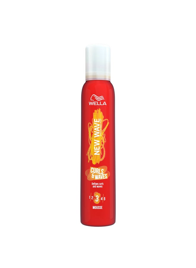 WELLA - New Wave Curls & Waves Mousse 200ml - Image 1