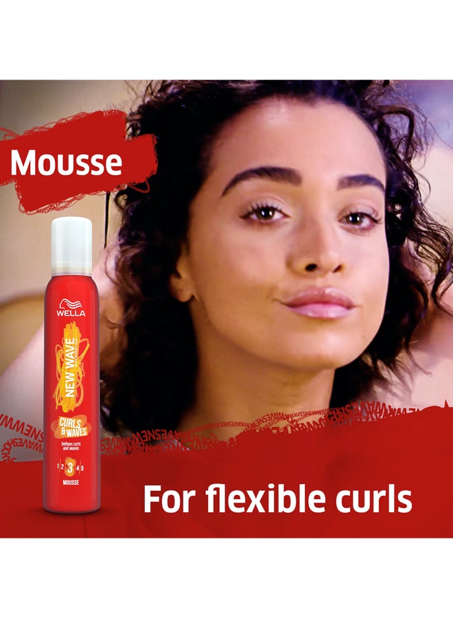 New Wave Curls & Waves Mousse 200ml - v1666703289/N12277364A_3