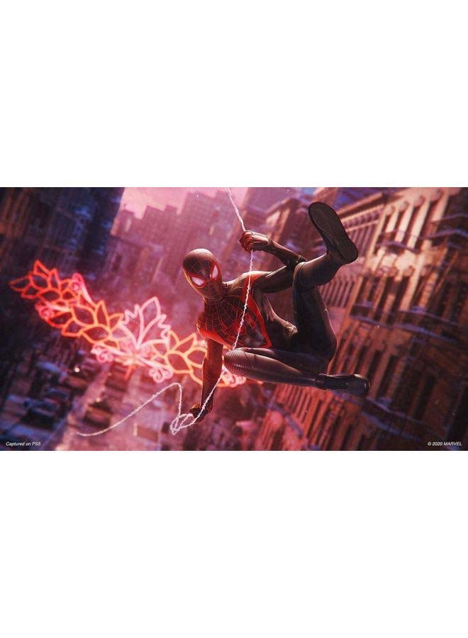 لعبة الفيديو "Spiderman Miles Morales" (باللغة الإنجليزية والعربية) - إصدار الإمارات العربية المتحدة - مغامرة - بلاي ستيشن 4 (PS4) - v1666961551/N42306185A_4