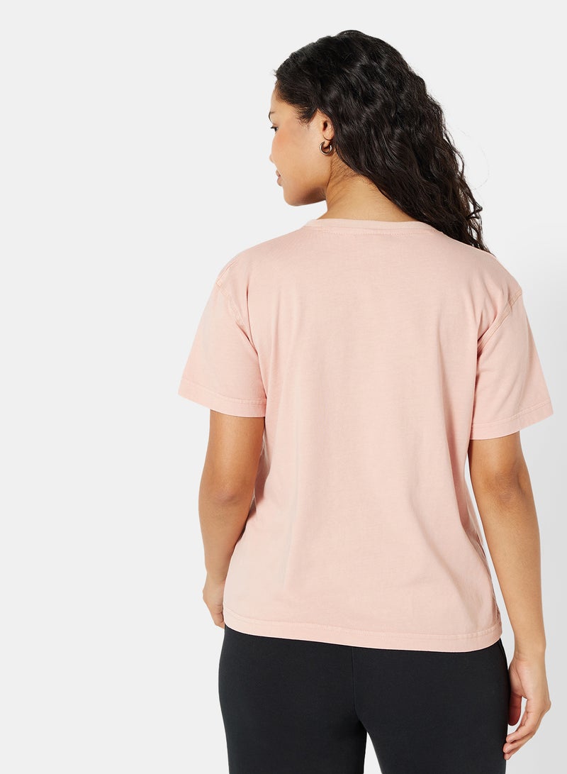 Sivvi x D'Atelier - Eco-Friendly Graphic Boxy Loungewear T-Shirt Light Pink - Image 1