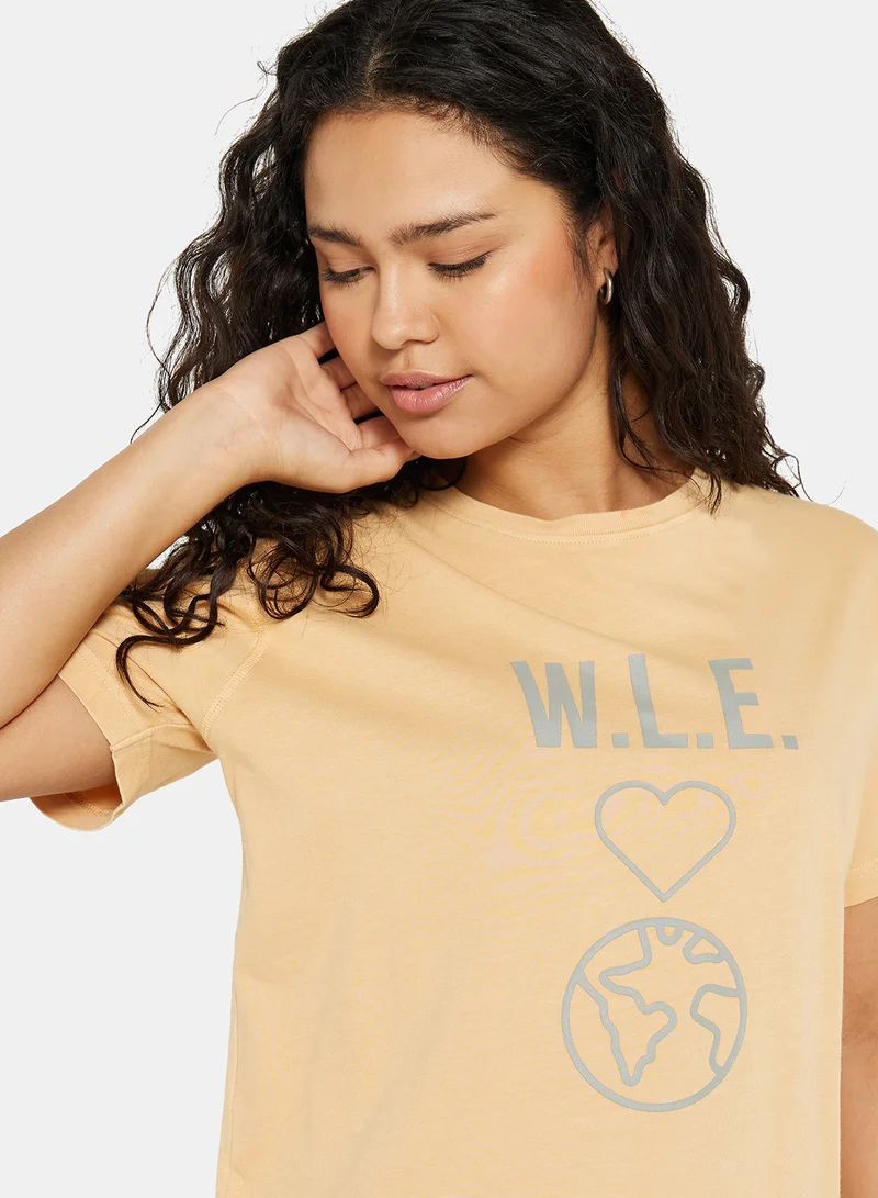 Sivvi x D'Atelier Eco-Friendly Graphic Boxy Loungewear T-Shirt Peach