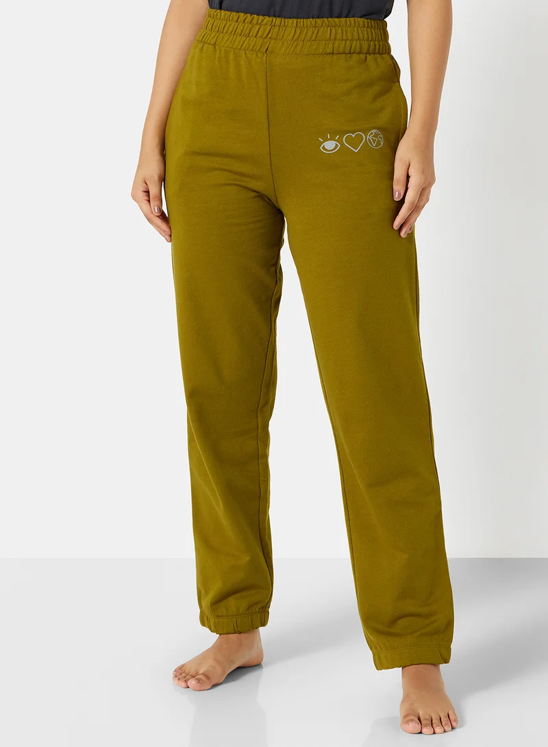 سيفي x دي‘اتيلير Eco-Friendly Logo Loungewear Sweatpants Khaki