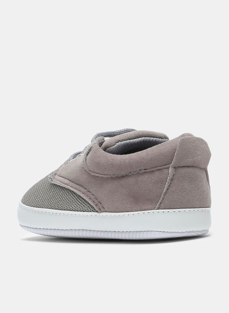 Boys Low Top Sneakers Grey