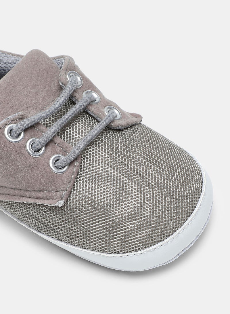 Boys Low Top Sneakers Grey