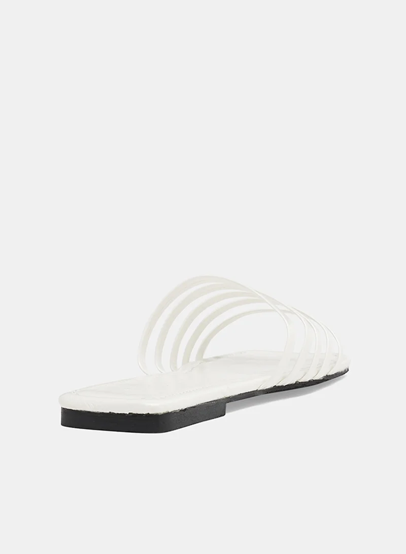 لايبل ريل Casual PU Flat Sandals White