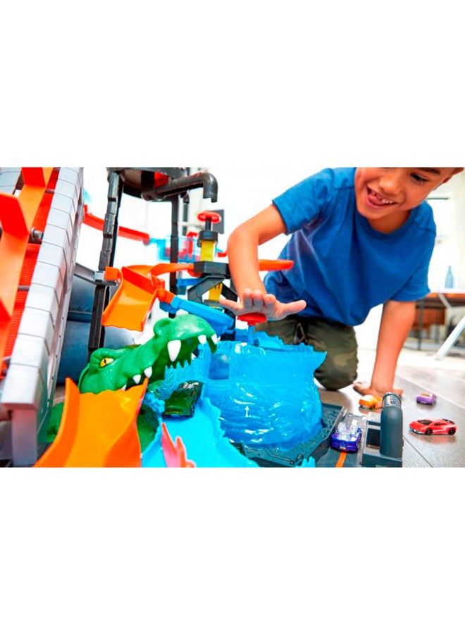Hot Wheels - Color Shifters Ultimate Gator Car Wash Playset 15.24X66.04x43.12cm - Image 1