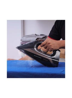 Olsenmark Corded And Cordless Steam Iron With 420ml Water Tank 2200.0 W OMSI1839 black  - Image 3