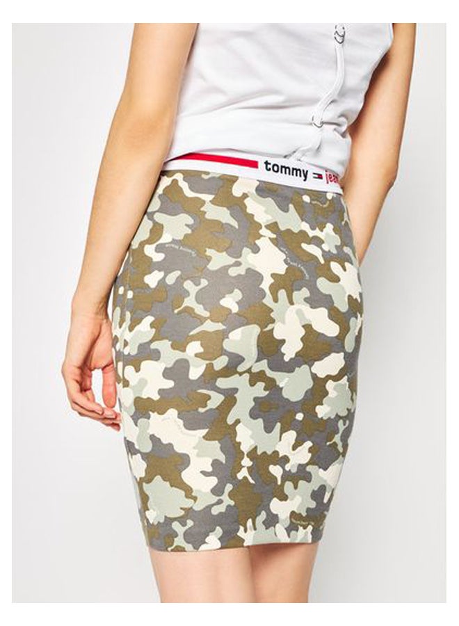 TOMMY JEANS Camo Bodycon Skirt Camo Print / Olive Tree  - Image 2