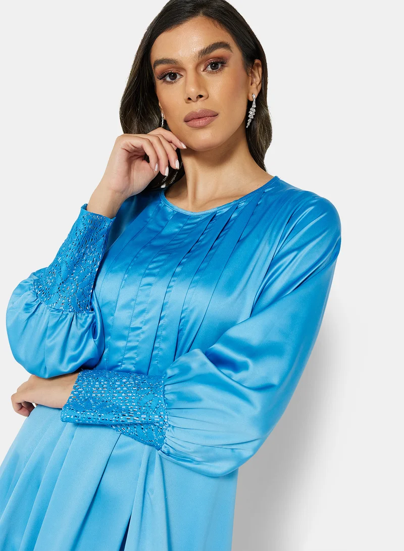 سيفي فور هانيا فستان مزيّن بكسرات أزرق