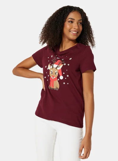 I.Scenery Reindeer Graphic Christmas T-Shirt Burgundy