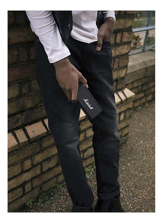 مارشال مكبر صوت إمبرتون لاسلكي محمول بتقنية البلوتوث مقاوم للماء لأكثر من 20 ساعة وبقدرة 20 وات أسود/ أبيض - Image 4