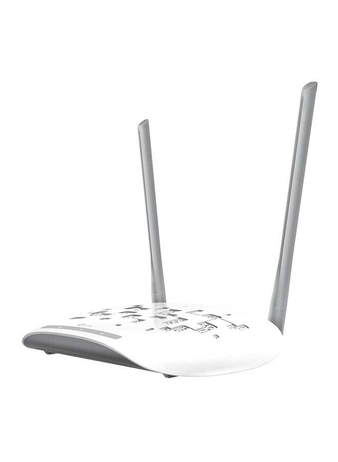 تي بي لينك - نقطة وصول واي فاي TL-WA801N، اتصال لاسلكي N300، بقوة 2.4 جيجا هرتز و 300 ميجا بايت في الثانية، كما يدعم متعدد SSID/ووضع العميل/والجسر/وموسع النطاق، ويحتوي على هوائيين ثابتين، ويدعم تقنية Passive PoE أبيض/رمادي - Image 1