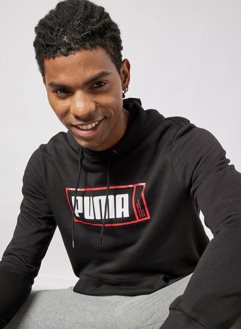 بوما هودي مطبوع بشعار جرافيك أسود - Image 3