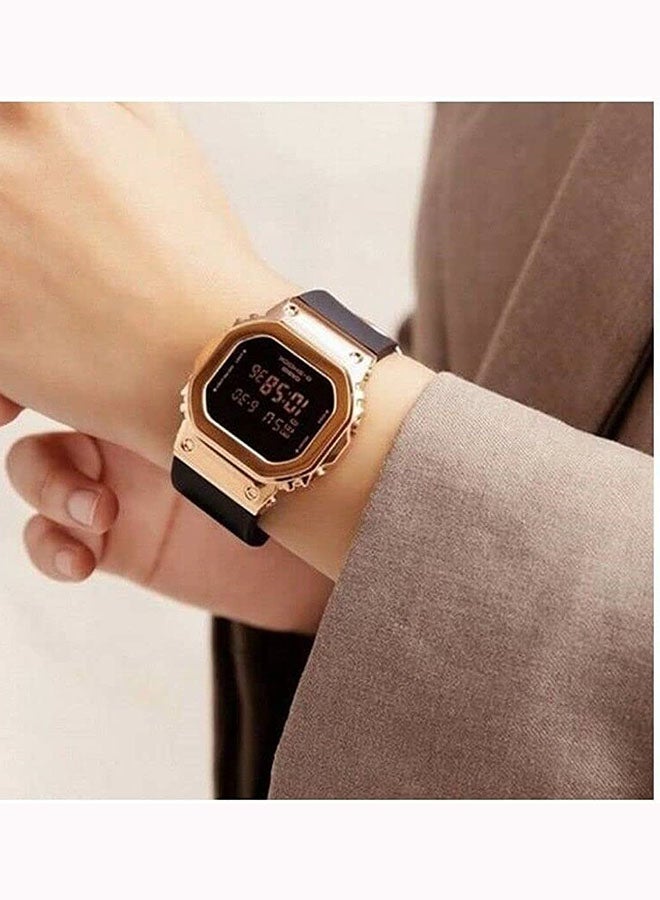 G-SHOCK Men's Wrist Watch  - Image 4