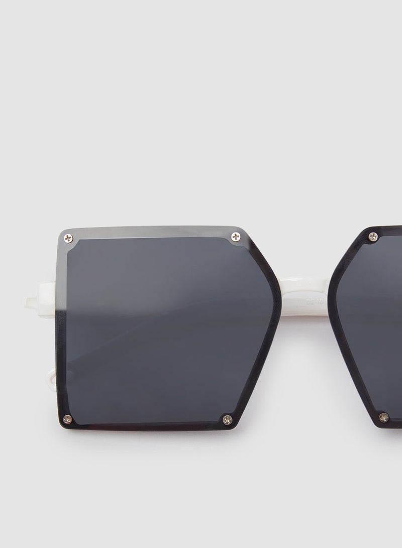 Women's Sunglass With Durable Frame Lens Color Green Frame Color White - Image 4