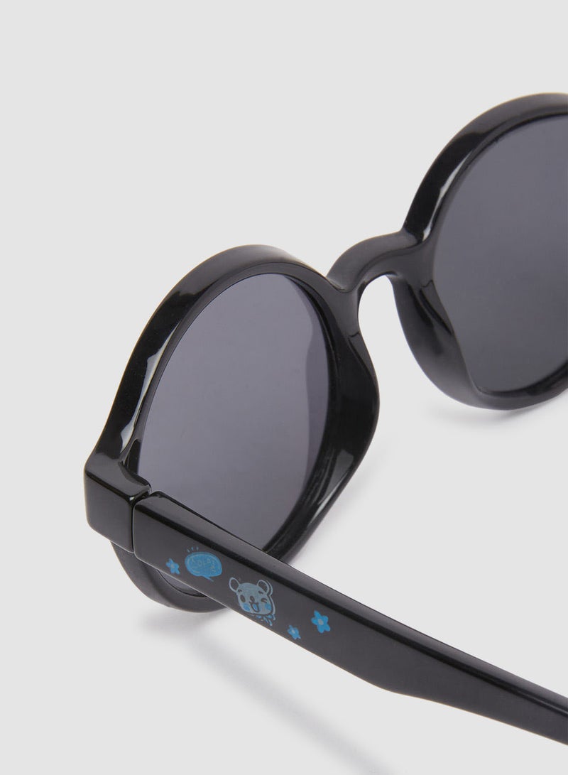 Women's Sunglass With Durable Frame Lens Color Grey Frame Color Black - Image 2