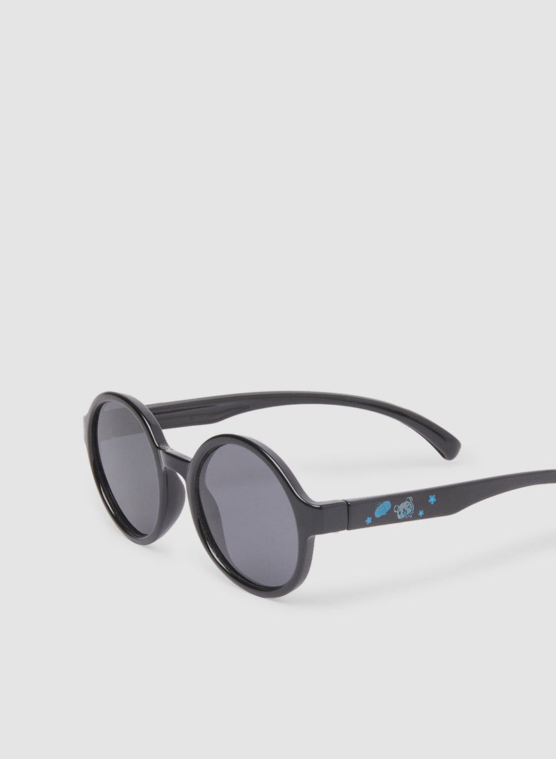 Women's Sunglass With Durable Frame Lens Color Grey Frame Color Black - Image 3
