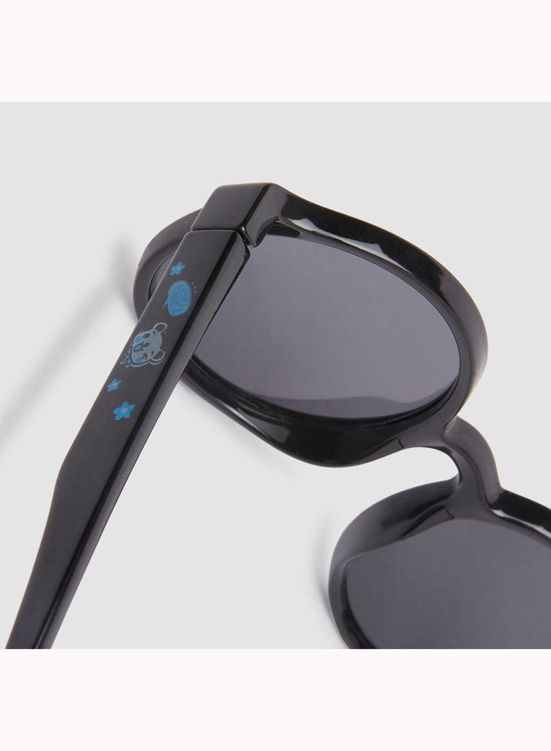 Women's Sunglass With Durable Frame Lens Color Grey Frame Color Black - Image 5