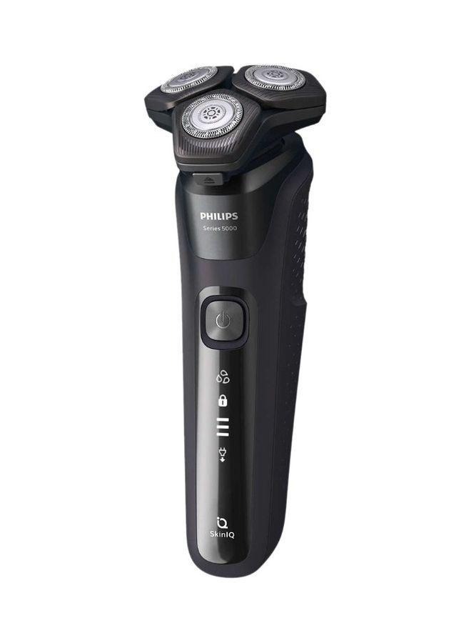 Shaver series 5000 Wet and Dry Electric Shaver S5588/30 Deep Black - v1673582651/N53377153A_3