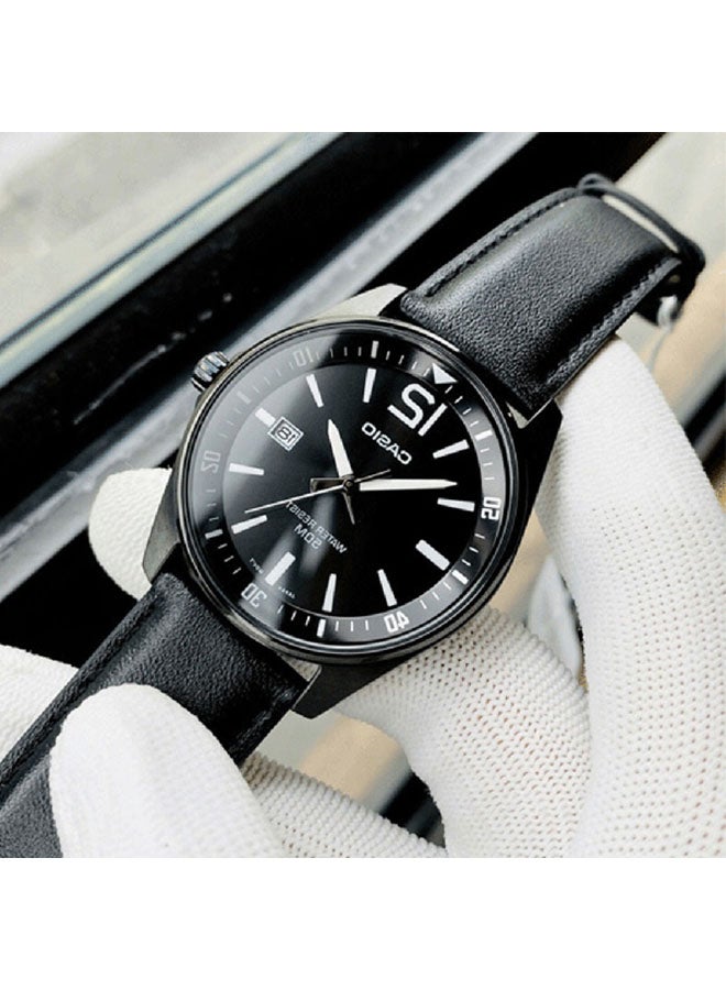 كاسيو ساعة يد كوارتز بعقارب وسوار من الجلد طراز MTP-E170BL-1BVDF لون أسود - 48 مم - أسود للرجال - Image 4