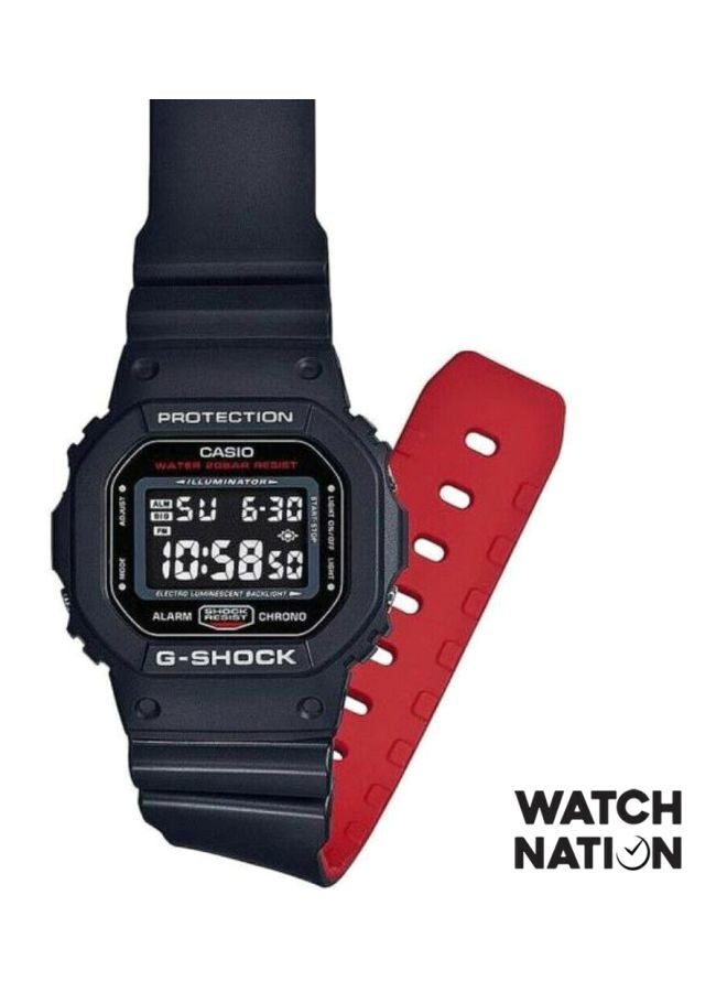 جي شوك ساعة يد رقمية بسوار من الراتينج على شكل ثماني الشكل مقاس 49 مم - لون أسود - طراز DW-5600HR-1DR للرجال - Image 4