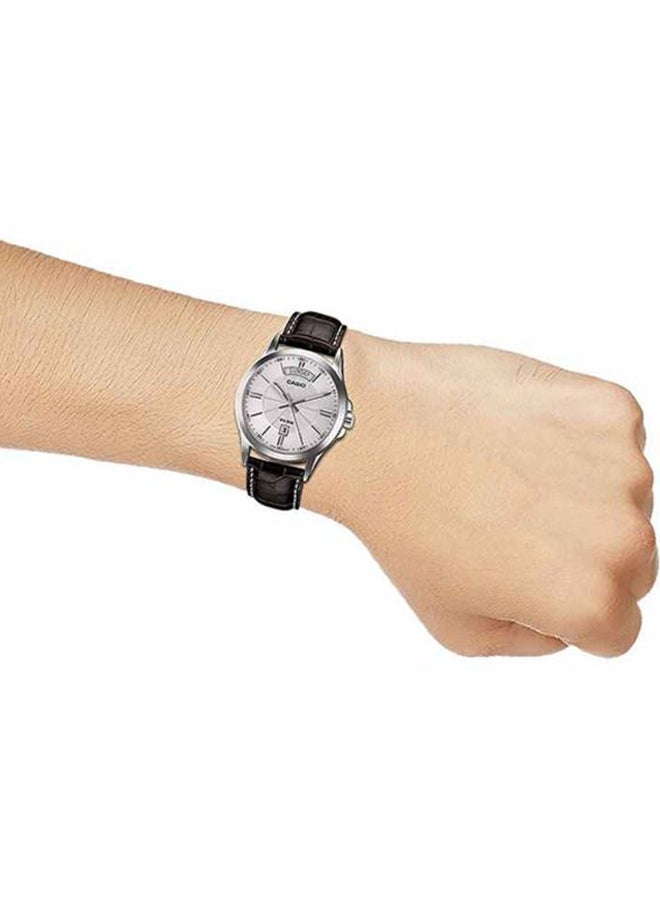 CASIO Men's Enticer Analog Watch MTP-1370L-7AVDF - 45 mm - Black  - Image 4