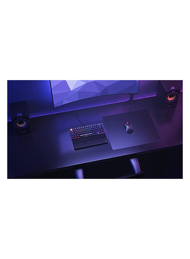 Glorious XL Heavy Gaming Mouse Mat/Pad - Stealth Edition - Extra 5mm Thick, Stitched Edges, Black Cloth Mousepad | 16"x18" (G-HXL-Stealth)