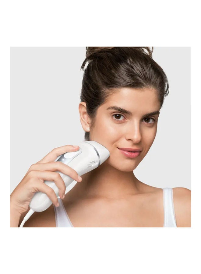 BRAUN Silk-Expert Pro 3 Ipl Pl 3221 With 4 Extras Wide Head Precision Head Venus Razor Zip Pouch 28 x 9.5 x 19.5cm  - Image 3