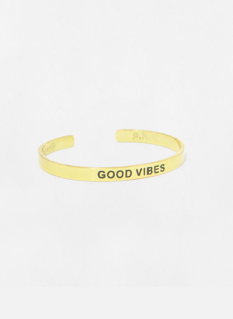 بيبا بيلا سوار مطلي بالذهب يحمل عبارة Good Vibes Karma  - Image 3