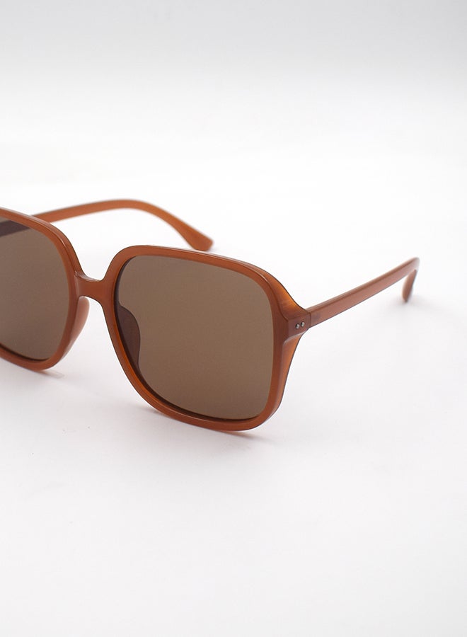 ماد آيز نظارة شمسية بإطار غير متماثل طراز EE21X042 - Image 4