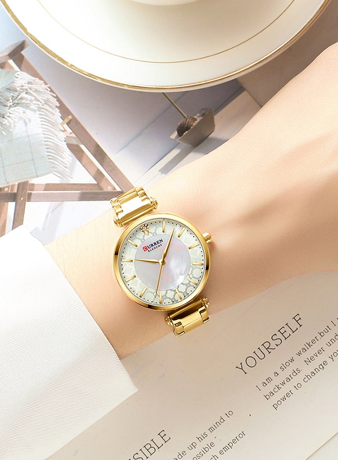 كارين ساعة يد كوارتز أنيقة مقاومة للماء بسوار من الإستانلس ستيل طراز 9072 - مقاس 31 مم - لون ذهبي للنساء - Image 4