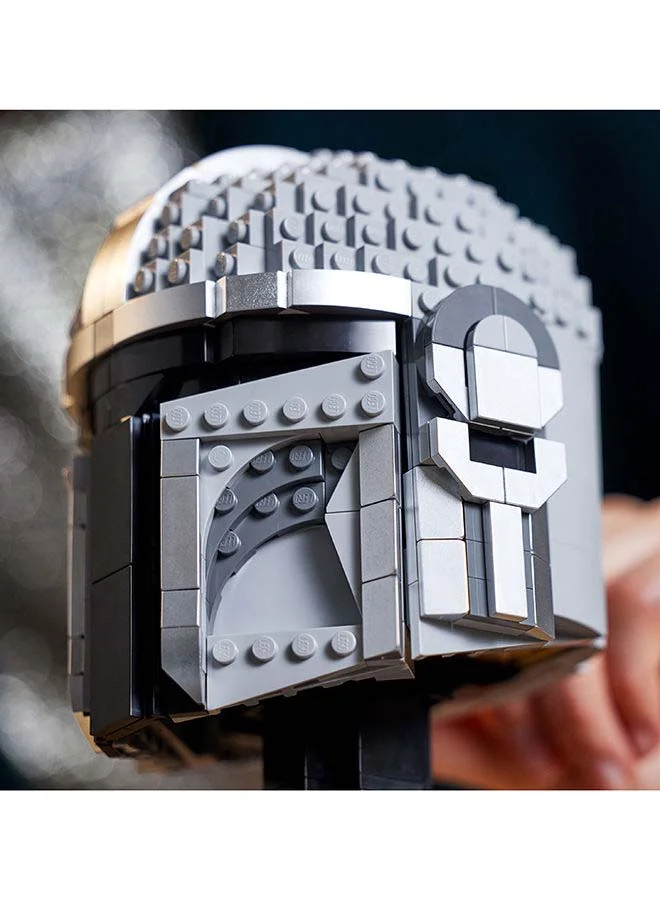 LEGO Star Wars TM The Mandalorian™ Helmet 75328 (584) Pieces